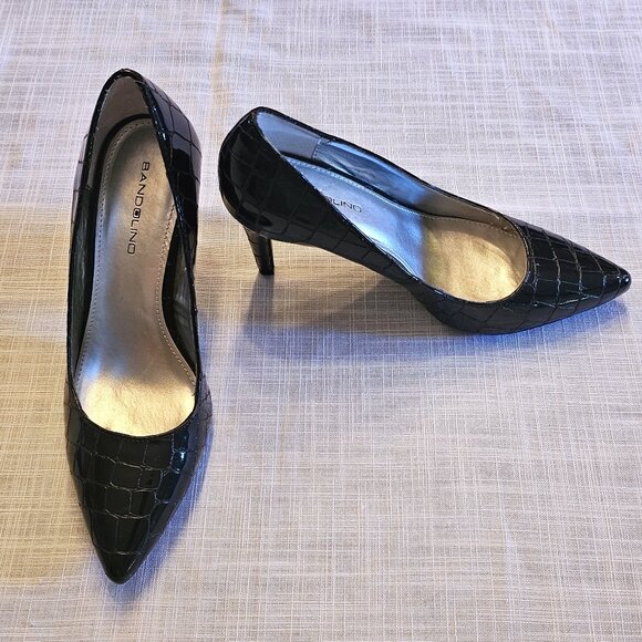 BANDOLINO Fairbury High Gloss Black Crocodile Pattern Stiletto Heels Size 6 - Picture 1 of 6